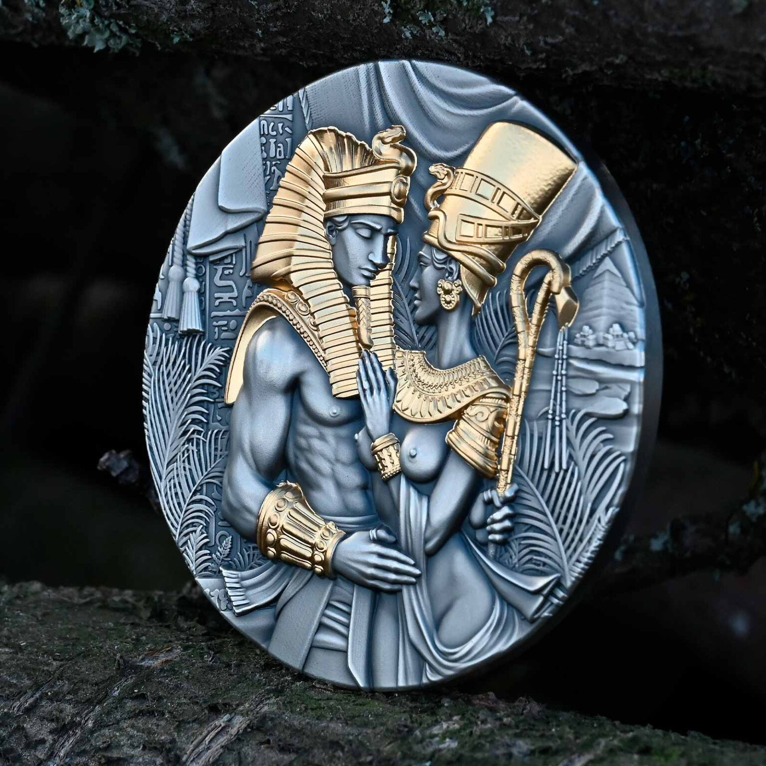 AMENHOTEP & NEFERTITI